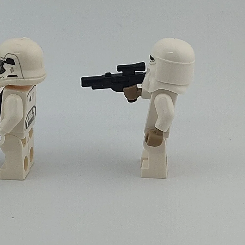 Star Wars please see
